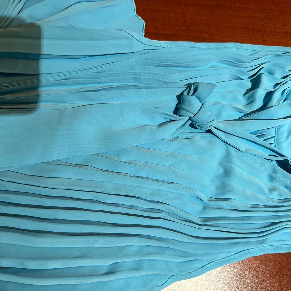 Blue Dress - Picture 2 of 2